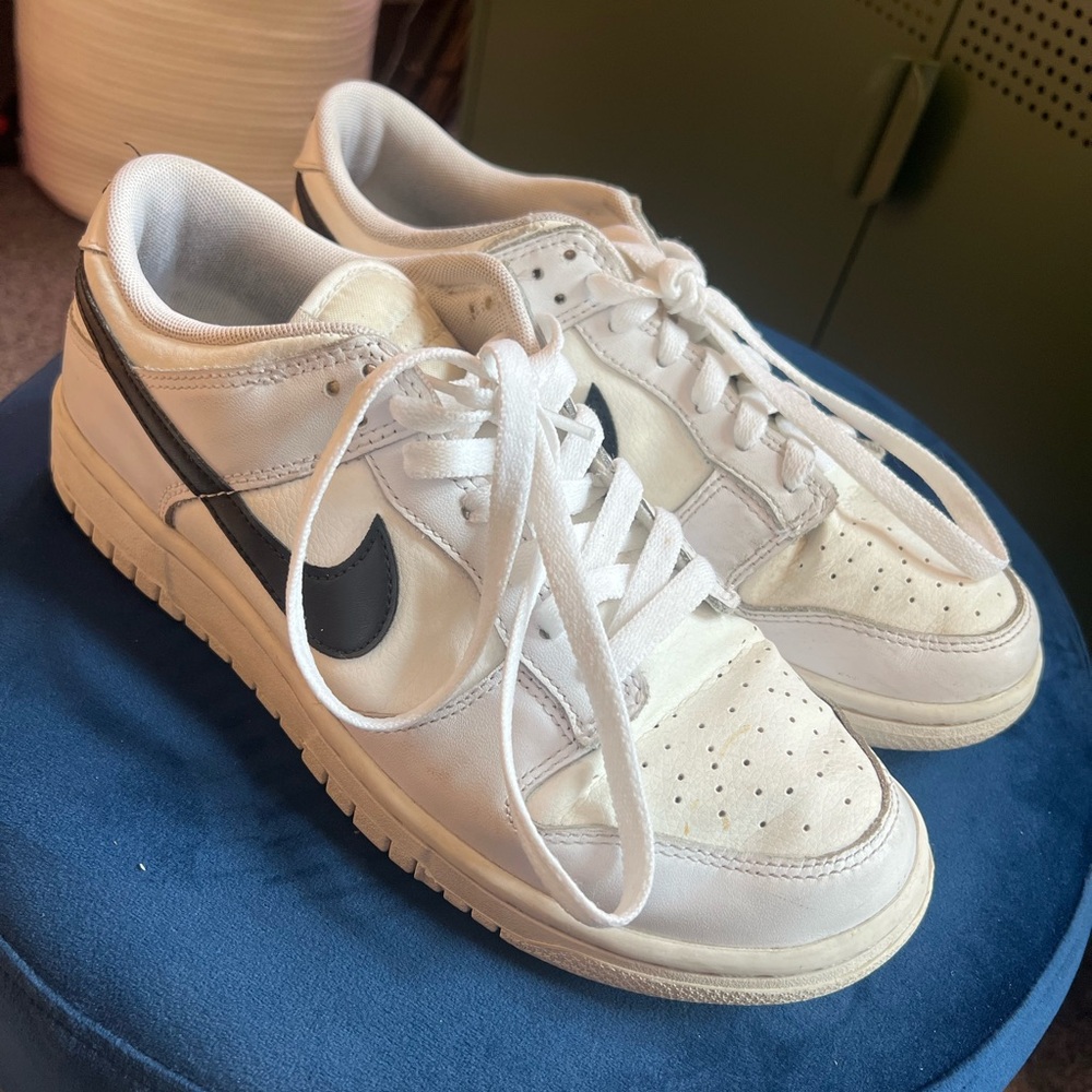 Nike Air Force 1 Low – Men’s 8.5 – White/Black – Good Condition